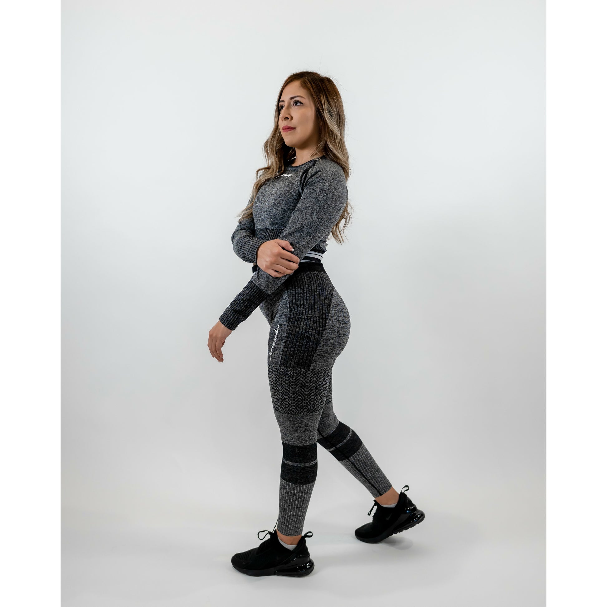 LUX SEAMLESS SET - BLACK - noquitsociety