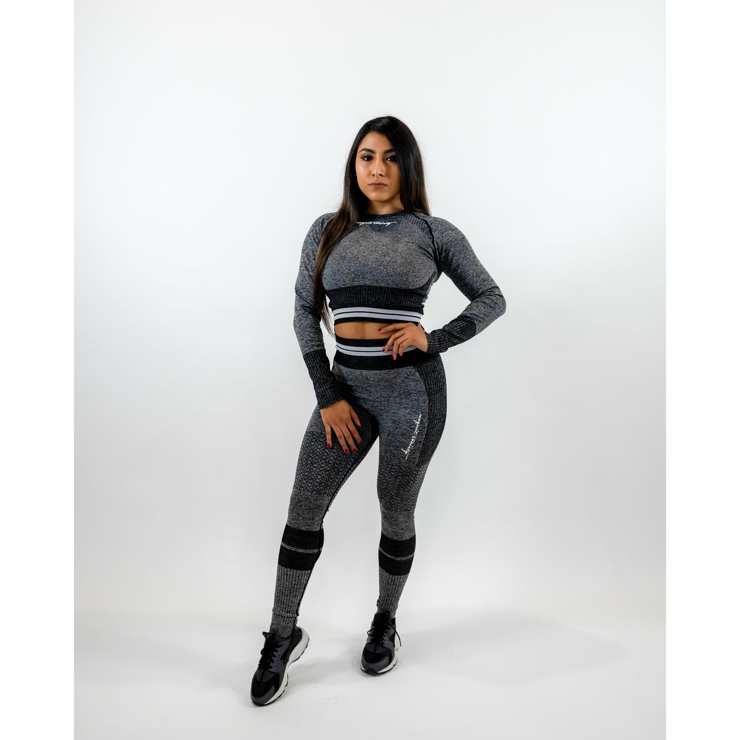 LUX SEAMLESS SET - BLACK - noquitsociety
