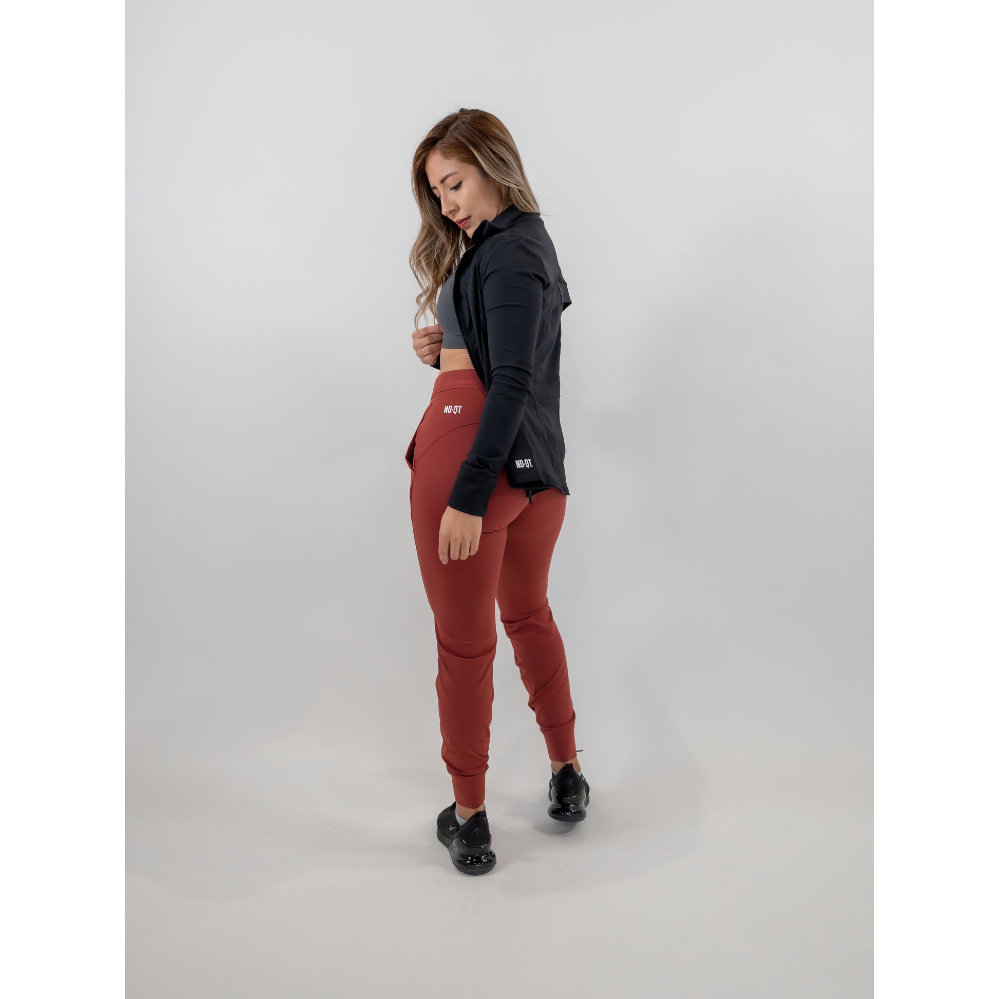 EVERYDAY JOGGER -CRIMSON RED - noquitsociety