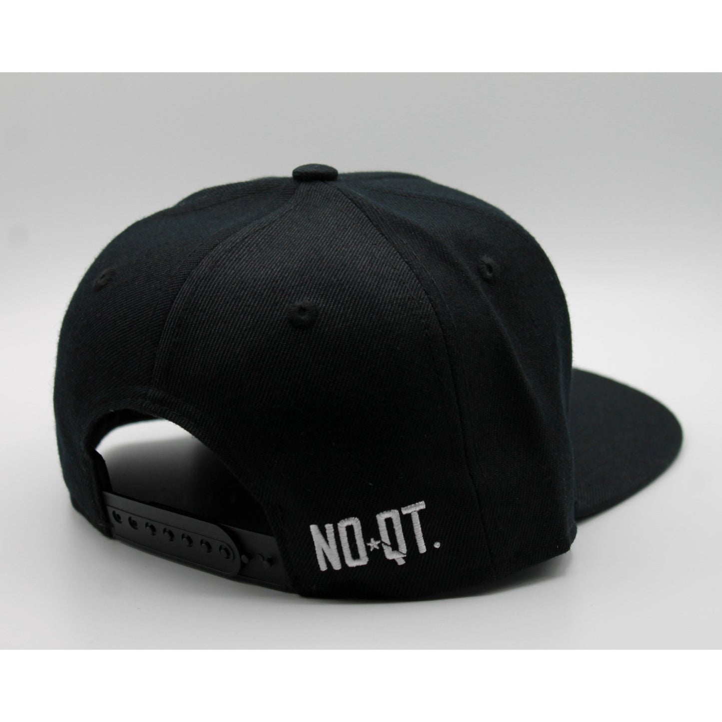SOCIETY SNAPBACK - STEALTH BLACK - noquitsociety