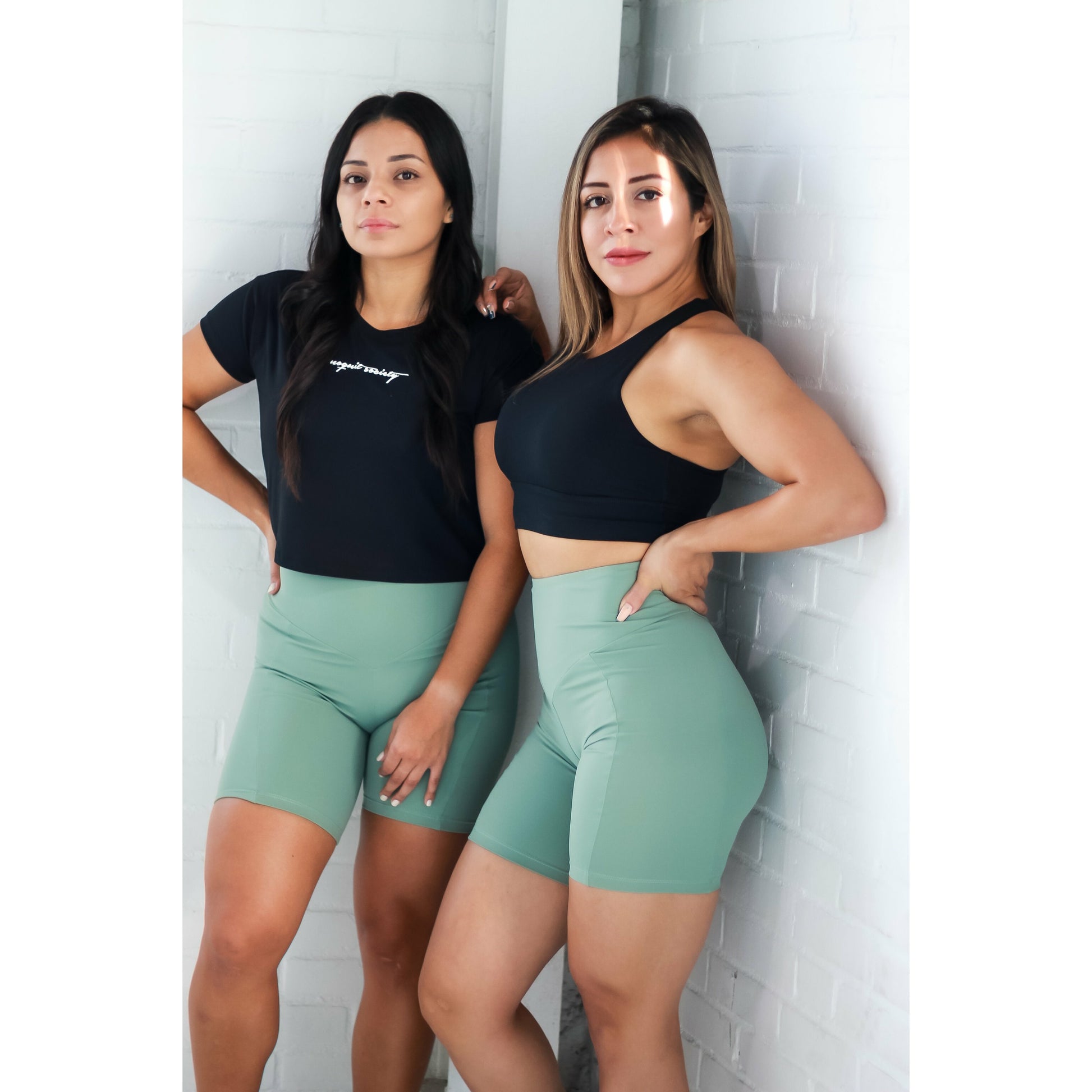 LIMITLESS BIKER SHORTS - PINE GREEN - noquitsociety